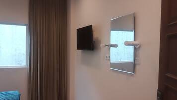 Economy Room | Free WiFi, bed sheets