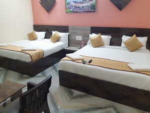 Executive Room | Premium bedding, in-room safe, iron/ironing board, free WiFi - Devansh Bhanu Residency DBR (Srikalahasti)