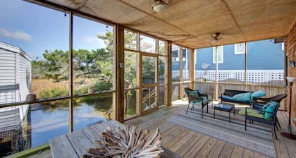 The Cozy Clam is a tastefully decorated cottage with two separate living rooms.