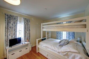 3 Schlafzimmer, Bügeleisen/Bügelbrett, WLAN, Bettwäsche