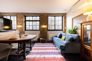 Apartment, 1 Queen Bed | Living room - Quiet Bespoke Designed Warehouse Openplan Studio (London)