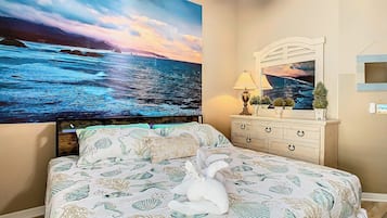 4 slaapkamers, een bureau, een strijkplank/strijkijzer, reisbedje