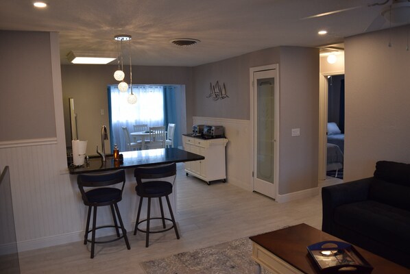 Comfort House, 2 Bedrooms | Living area | TV - Rustic Way (Jensen Beach)