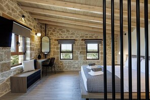 5 室のベッドルーム、セーフティボックス (室内)、アイロン / アイロン台、WiFi (無料)