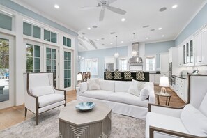 Smart TV, fireplace, DVD player, stereo