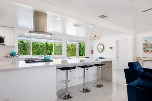 Fridge, microwave, oven, stovetop - Sun-Kissed Oasis Escape! Saltwater Heated Pool & Spa, Lush Yard, Dog-Friendly (Palm Springs)