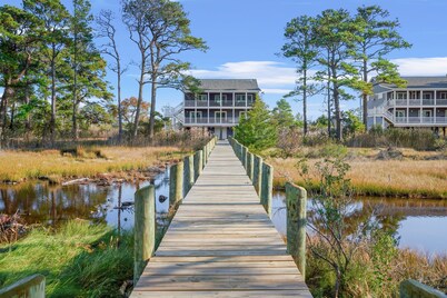 Wildcat Haven | Luxury Bayfront Estate, Private 500' Pier, Dual Kitchens + Pet Friendly