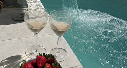 Seranova Luxury Hotel - Adults Only