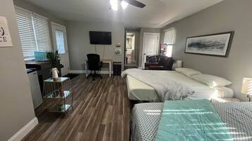 3 間睡房、房內夾萬、熨斗/熨衫板、Wi-Fi