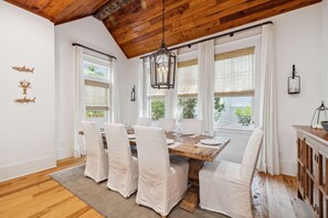 Dining - Holiday Availability! Lake District! LSV! 5 Adult Bikes! Watercolor Amenities! (Santa Rosa Beach)