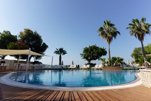 Swim-up bar - Costa Luvi Hotel (Bodrum)