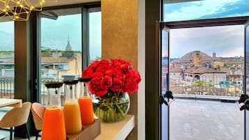 Petit déjeuner buffet compris tous les jours