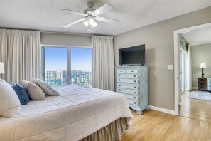 2 dormitorios, tabla de planchar con plancha, wifi gratis y ropa de cama