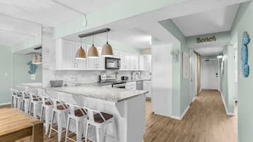 Coffee/tea maker, fridge, microwave, dishwasher