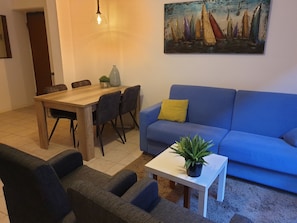 Apartment | Living room