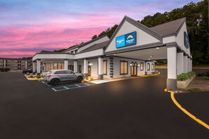 Exterior - Rodeway Inn Cleveland TN I-75 (Cleveland)