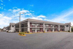 Exterior - Rodeway Inn Cleveland TN I-75 (Cleveland)