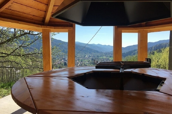 Bain à remous extérieur