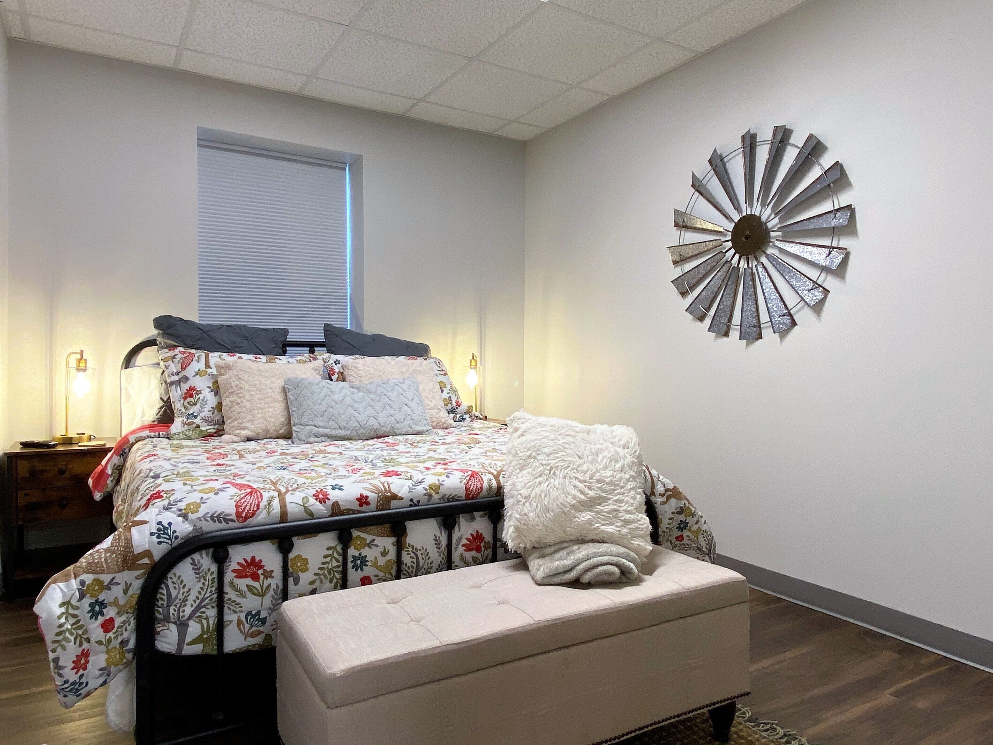 2 chambres, bureau, fer et planche à repasser, Wi-Fi gratuit