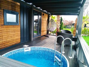 Deluxe Double Room | Terrace/patio