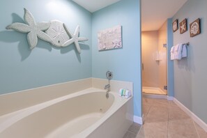 Douche, serviettes fournies