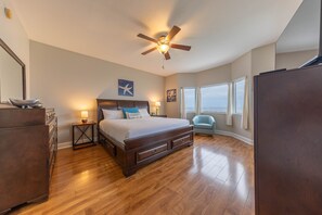 2 bedrooms, iron/ironing board, free WiFi, bed sheets - Breathtaking Views in this Tidewater 2 BR  2 BA Slps 8, 19th Floor! NEW OWNER (Panama City Beach)