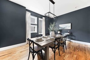 Dining - The Hadley House - Cozy Porch + Fenced in Backyard (Nashville)