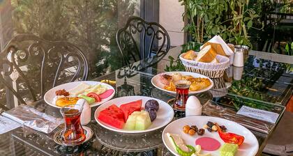 L'opera Deluxe Hotel