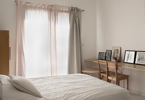 3 habitaciones, tabla de planchar con plancha y wifi gratis 