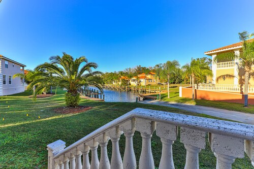 Tradewinds DEEP WATER 4Br3.5Ba Kayaks/Pr. Dock