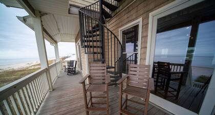 BEACHFRONT, 5BR/5BA, Sleeps up to 12 w/ Elevator & Pool!