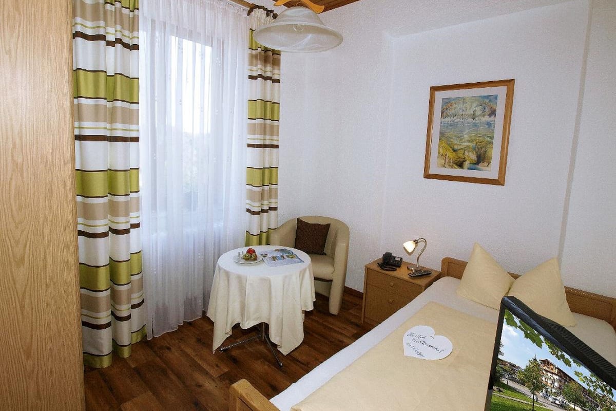 Single Room | 1 bedroom, desk, free WiFi, bed sheets