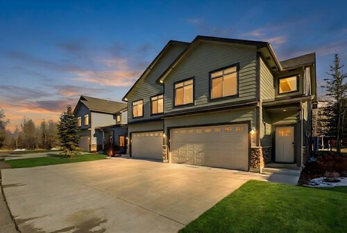 Teton Gateway: Near Targhee, Jackson & Yellowstone