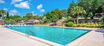 Gorgeous Cottage near Lake Louisa & mins 2 Disney.