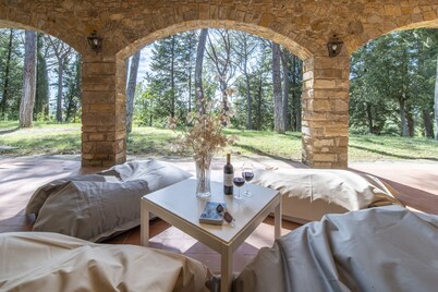 Vintage 70s Home - your place in Tuscany. Holiday Home, Events & Retreats.