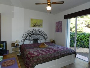 5 bedrooms, iron/ironing board, free WiFi