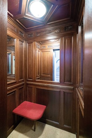 Interior - Vienna Residence, City Hall - Parliament #6416 (Vienna)