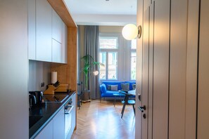 Fridge, microwave, oven, dishwasher - Vienna Residence, City Hall - Parliament #6417 (Vienna)