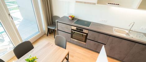 Fridge, microwave, oven, dishwasher