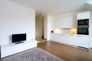 Fridge, microwave, oven, dishwasher - Vienna Residence, City Park - Belvedere #2441 (Vienna)