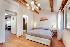2 bedrooms, soundproofing, iron/ironing board, WiFi - The Countess of Venice (Venezia)