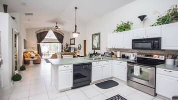 獨棟房屋, 多張床 (Cristine's Seasons Vacation Home) | 私人廚房