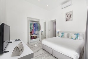 1 chambre, coffres-forts dans les chambres, fer et planche à repasser