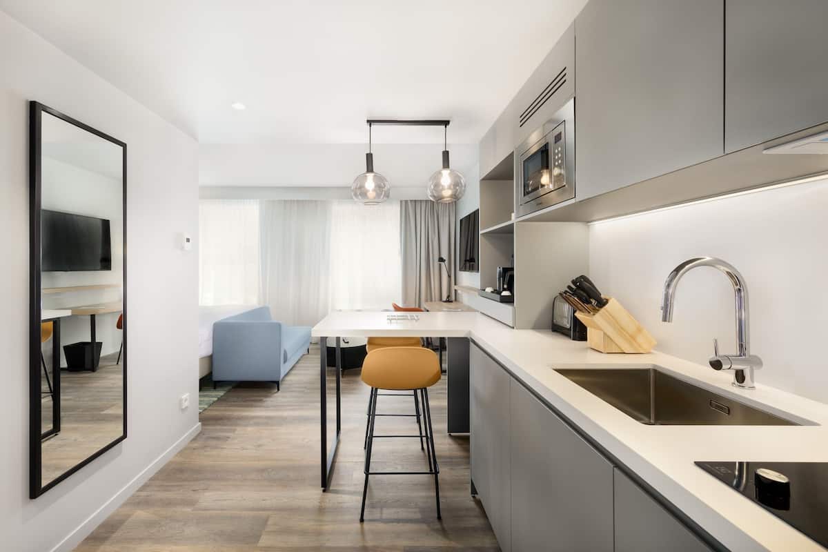 studio, 1 king bed | 1 bedroom, desk, laptop workspace, iron/ironing board