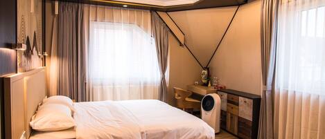 Chambre Double | Coffres-forts dans les chambres, bureau