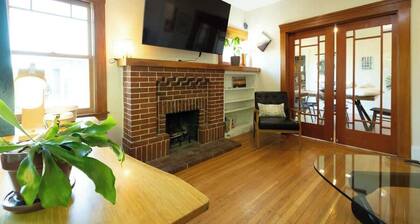 Rare Luxury Berkeley Retreat w/ Hot Tub