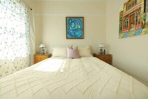 2 dormitorios, tabla de planchar con plancha, wifi y ropa de cama