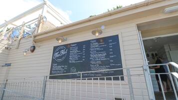 คอทเทจ | ภายใน