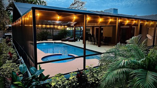 Contemporary Home with heated LARGE POOL and SPA