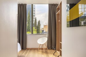 Free WiFi, bed sheets - B&B Hotel Pomezia Roma (Pomezia)